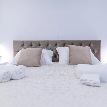 Luxury And Gold Πανσιόν Σπλιτ